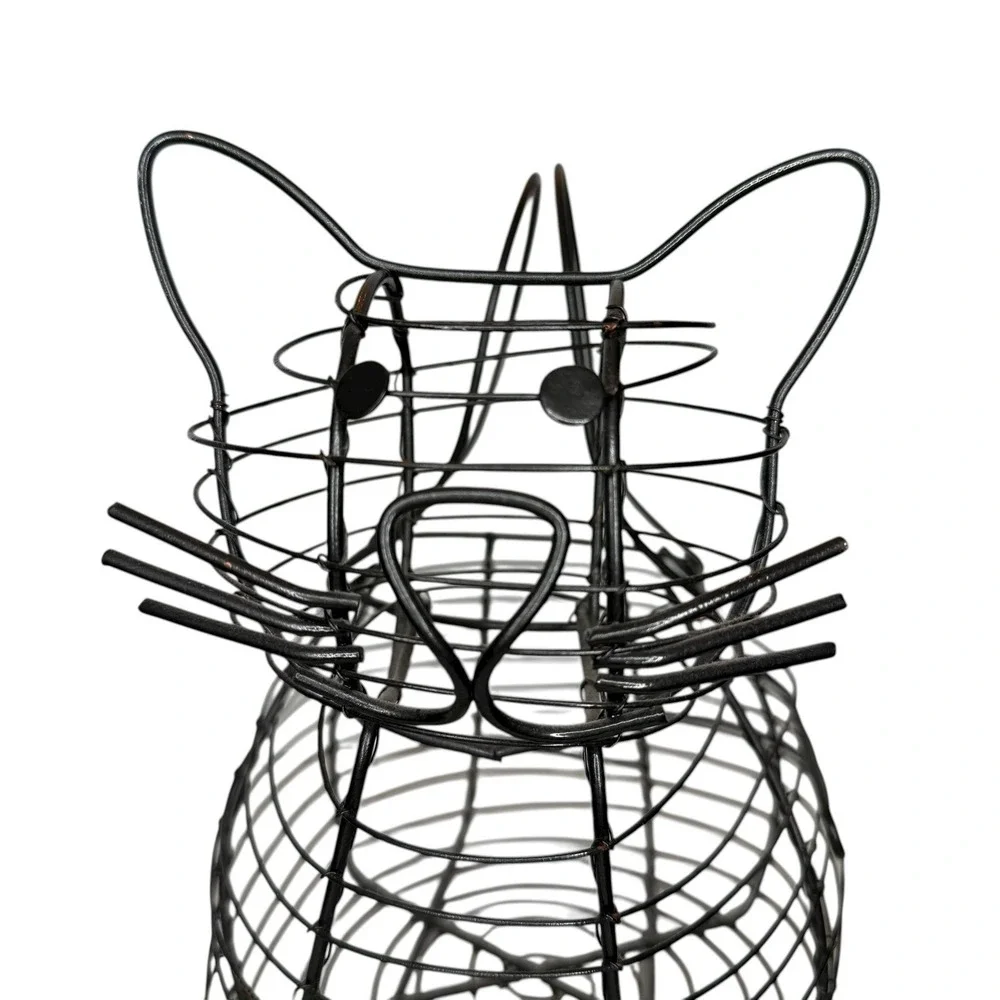 Vintage‎ 90s Cat Shaped Wire Basket | Collecting Eggs Gathering Herbs Farmhouse